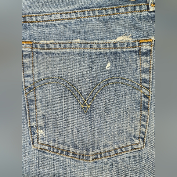 Levi's 501 Women's Shorts Sz 28 - Picture 6 of 6